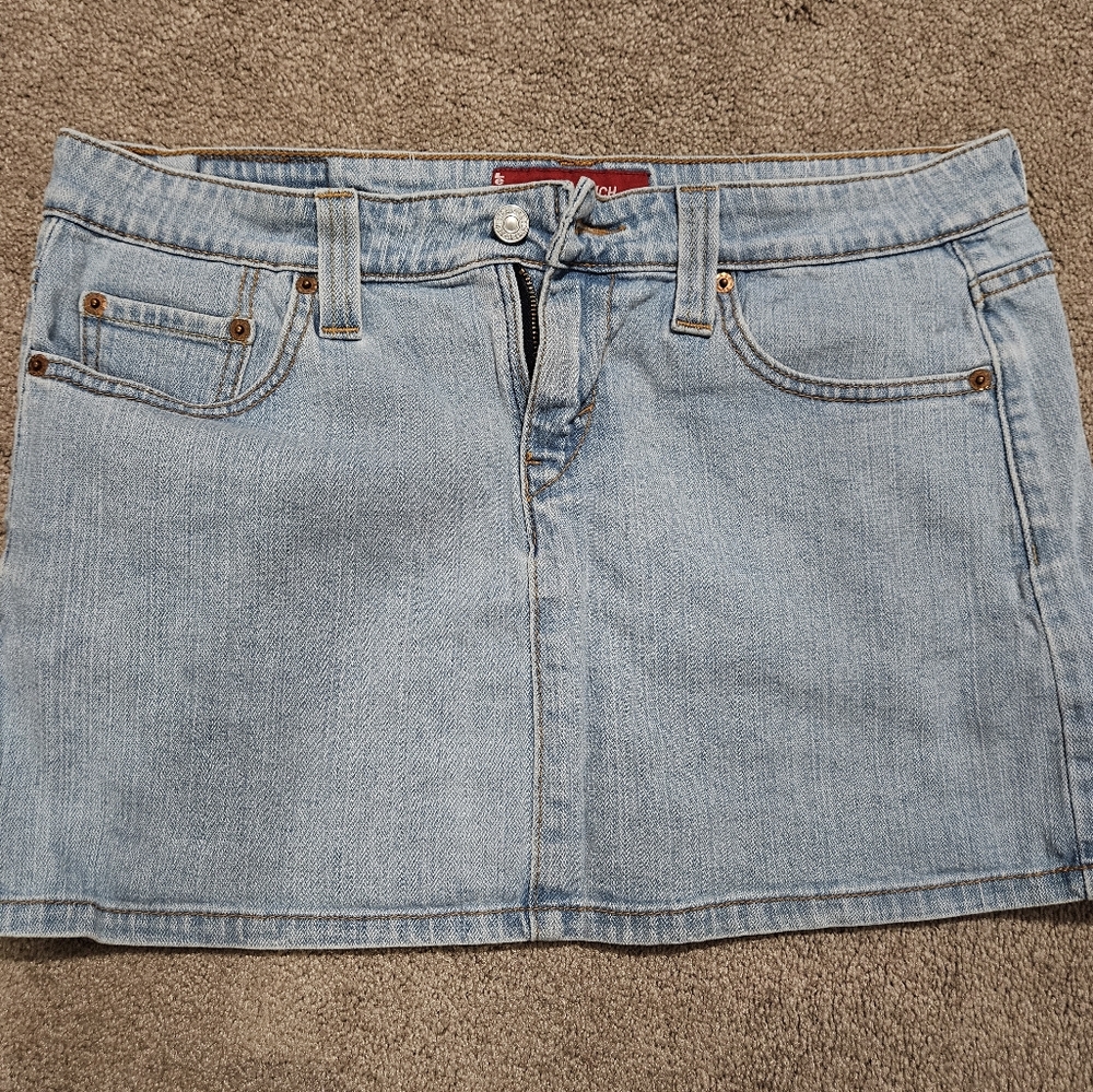 Ladies mini skirt